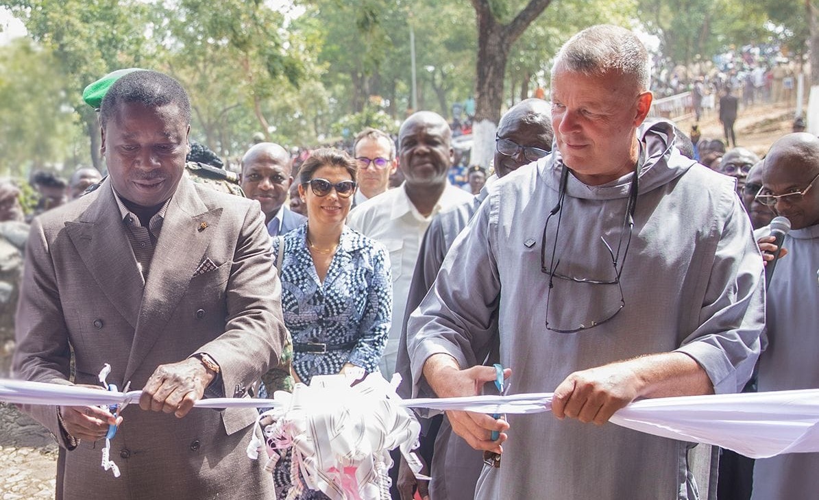 Togo : Faure Gnassingbé inaugure un centre de ressourcement et d’écotourisme à Kara